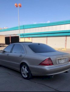  سيارة مرسيدي S  2002