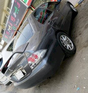 للبيع ميتسوبيشي 2011 