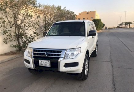 للبيع باجيرو 2016