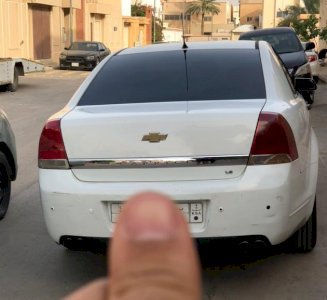 شيفروليه كابريس 2010 ابيض نظيفه جدا 