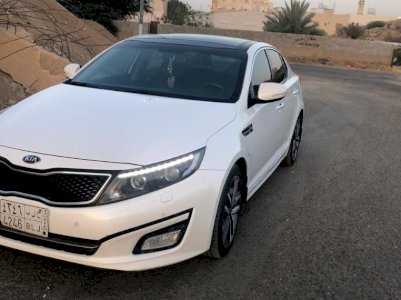 كيا اوبتيما 2014 ابيض