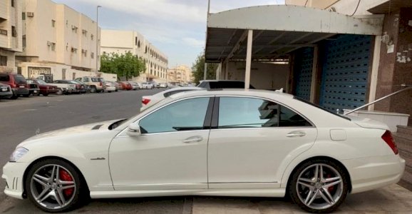 للبيع مرسيدس S63 موديل 2009 معدل 2013