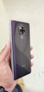 جوال huawei mate 20x ذاكرته 128غيغا