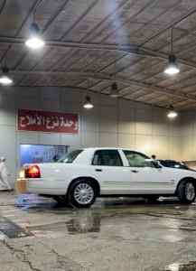  جراند ماركيز 2009 للبيع 