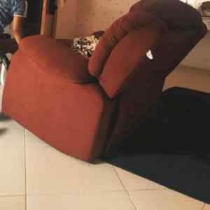 تنظيف استراحات  من ثاث عفش قديم 0507040797 با